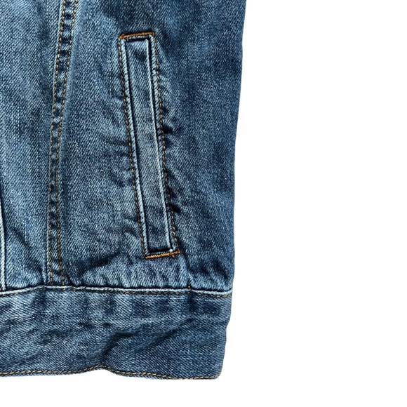 Forever 21 Classic Distressed Denim Women Jean Jacket Small. - Picture 6 of 12